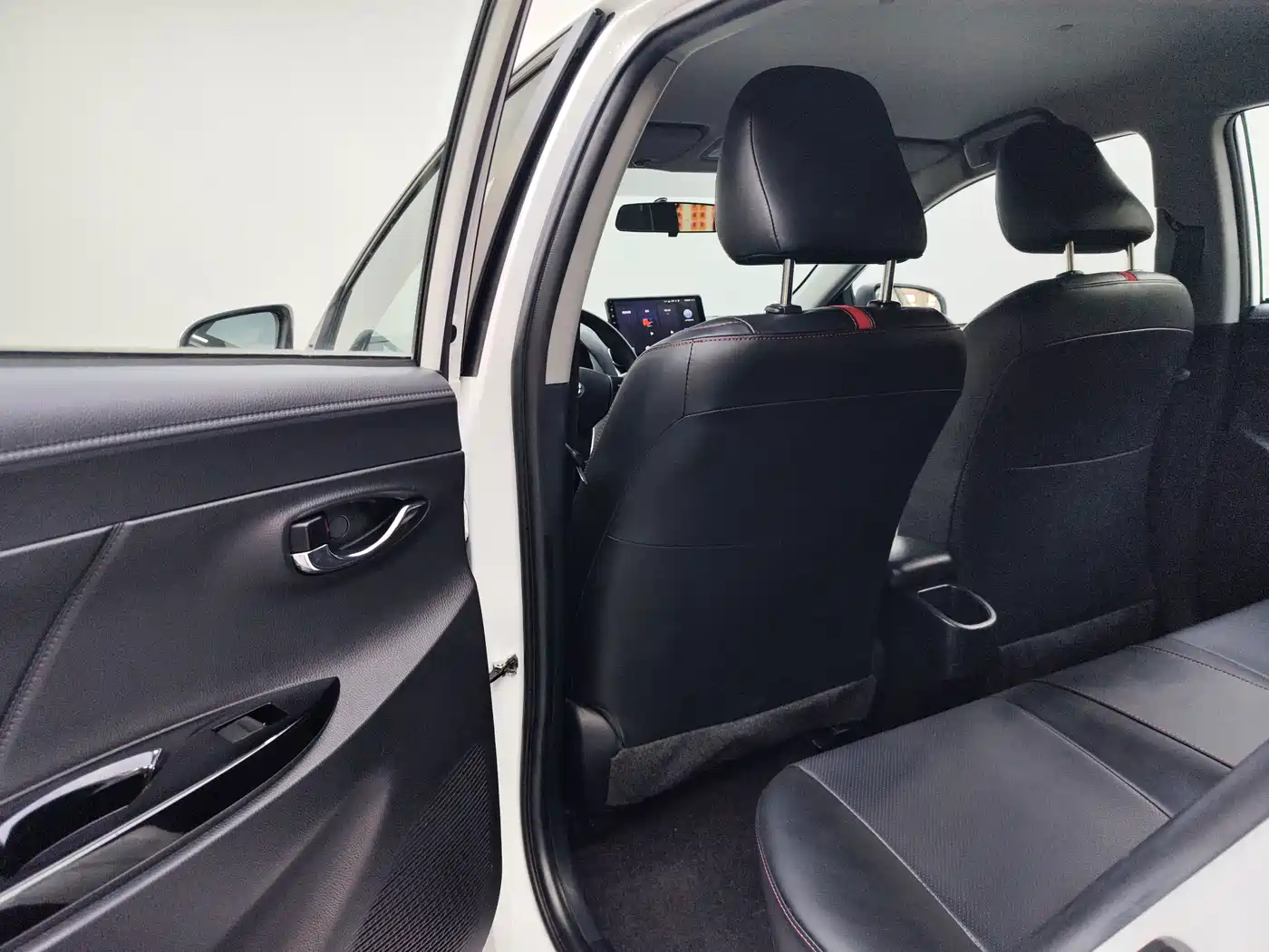 Toyota Yaris, миниатюра 8
