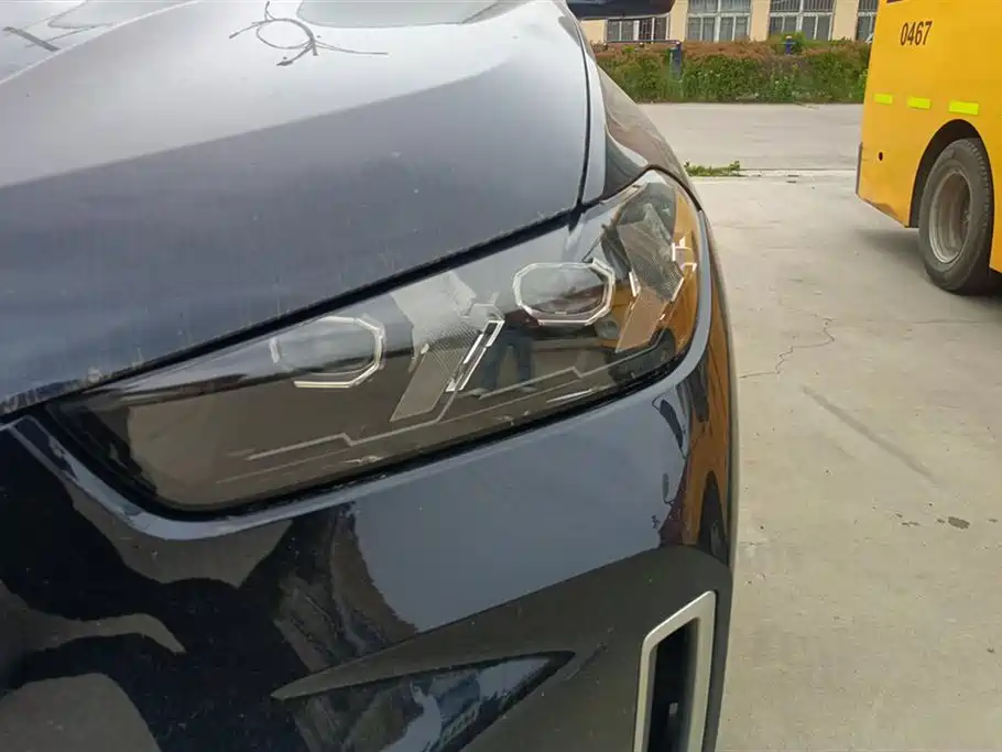 BMW X5 2023 xDrive 30Li Premium M Sport Package фото 5