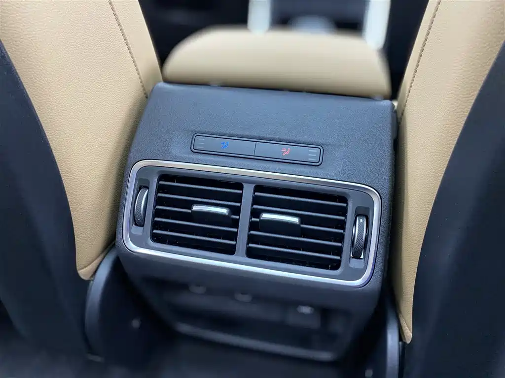 Land Rover Discovery Sport 2024 Performance Technology Edition фото 24