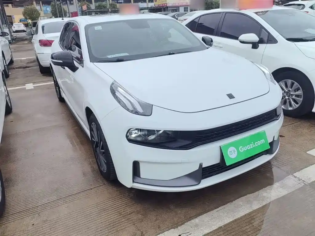 Lynk & Co 03 2021 2.0TD Auto Jin Plus фото 4
