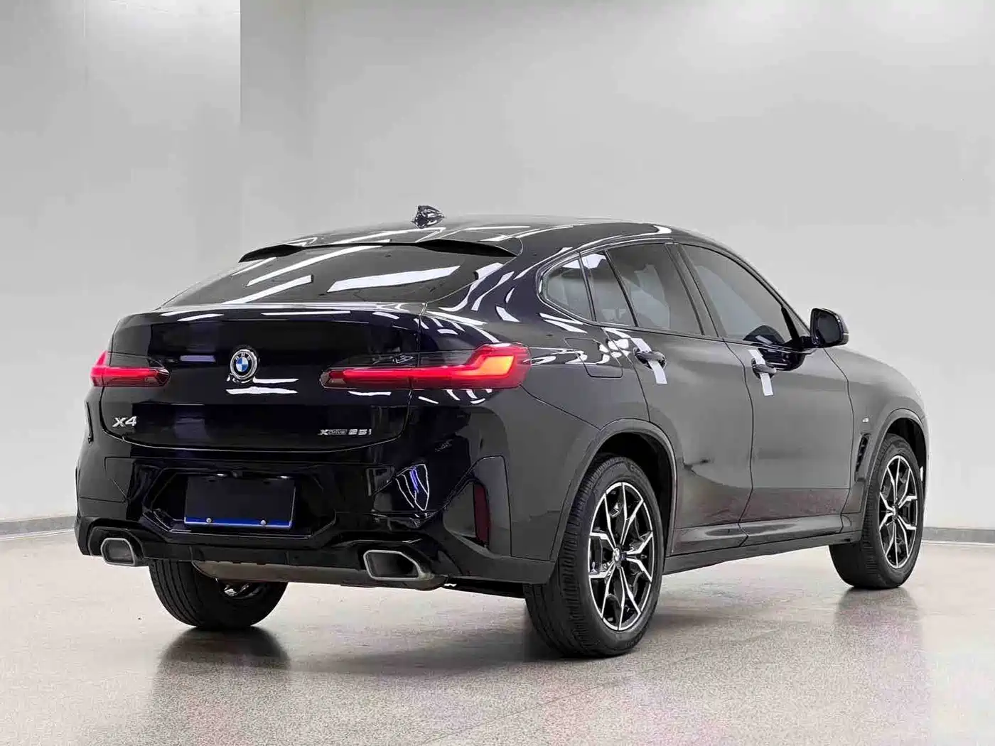 BMW X4 2023 2022 xDrive 25i M Sport Package