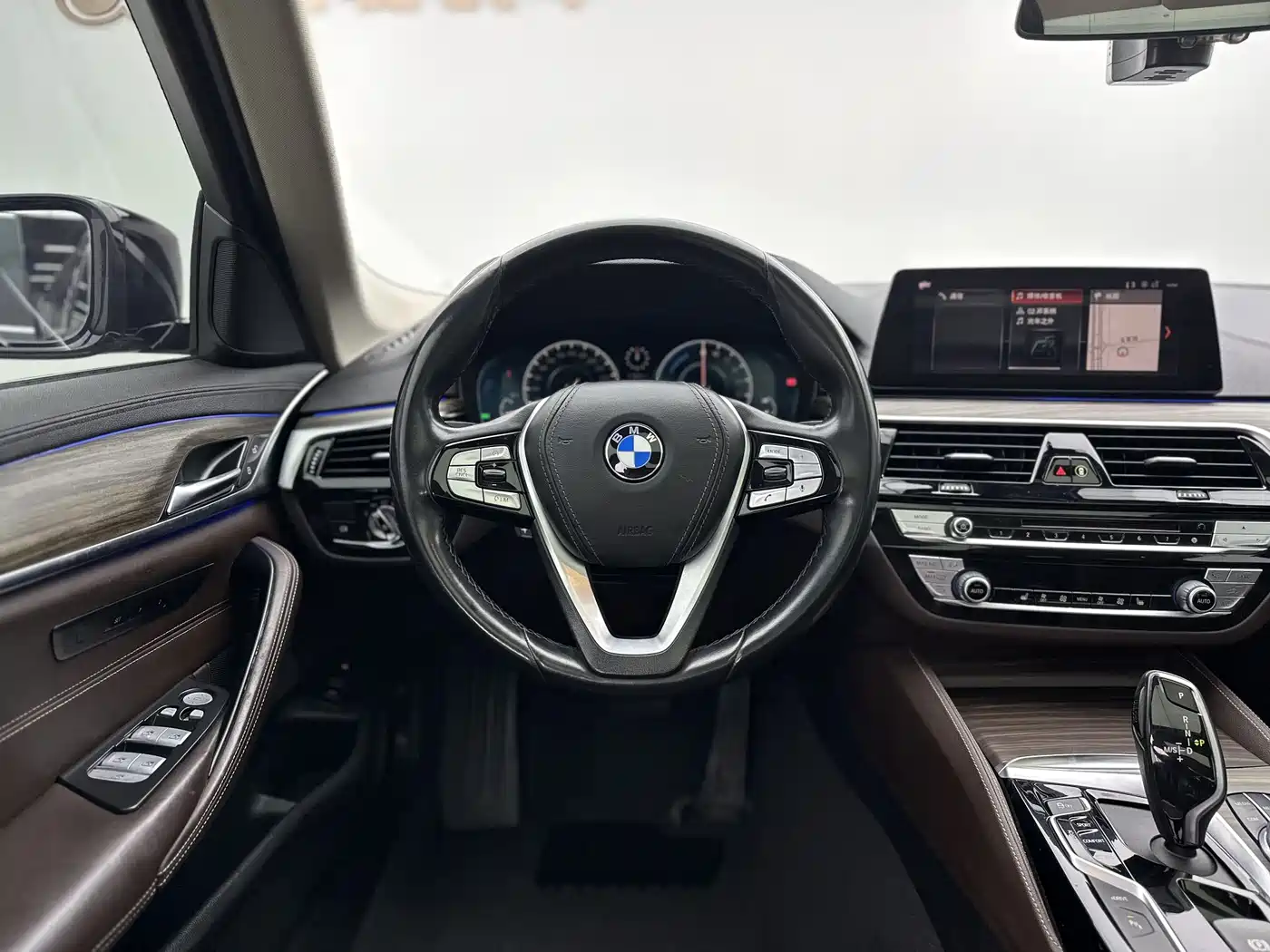 BMW 5 Series New Energy 2019 Facelift 530Le Luxury Package фото 8