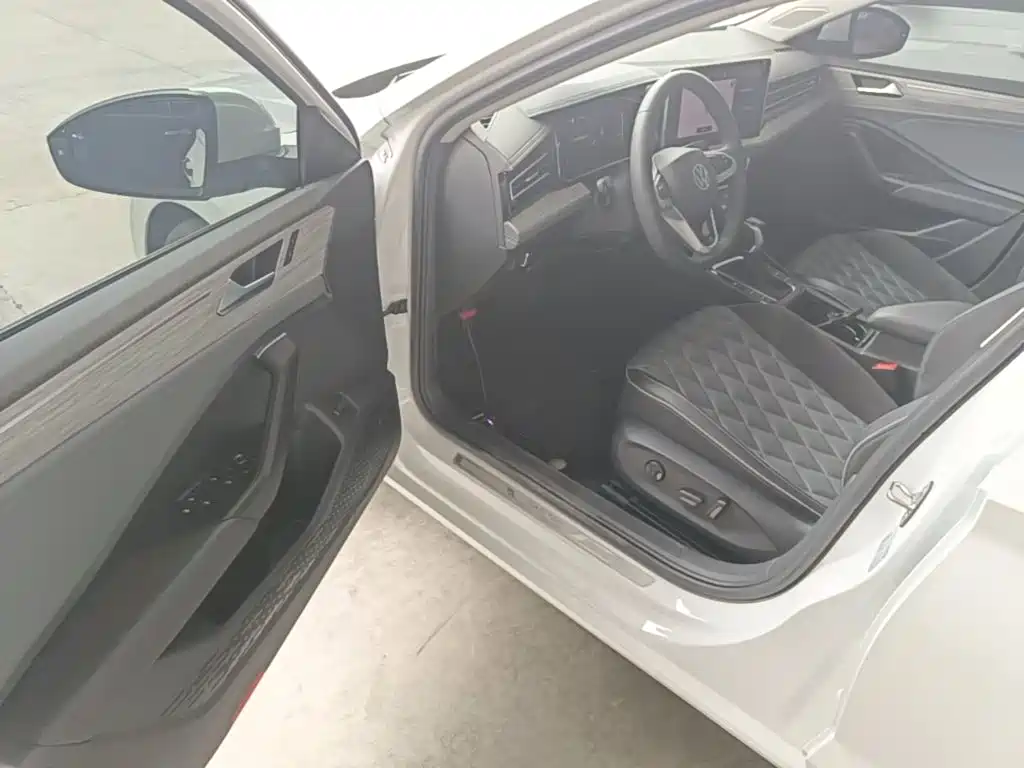 Volkswagen Sagitar, миниатюра 16