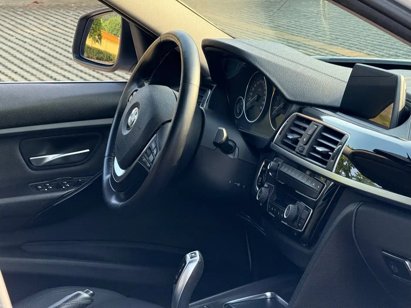 BMW 3 Series 2018 320Li Fashion Style фото 18