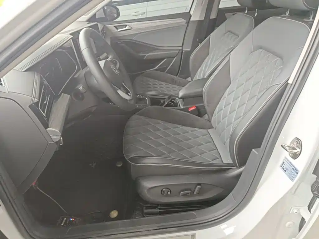 Volkswagen Sagitar, миниатюра 15