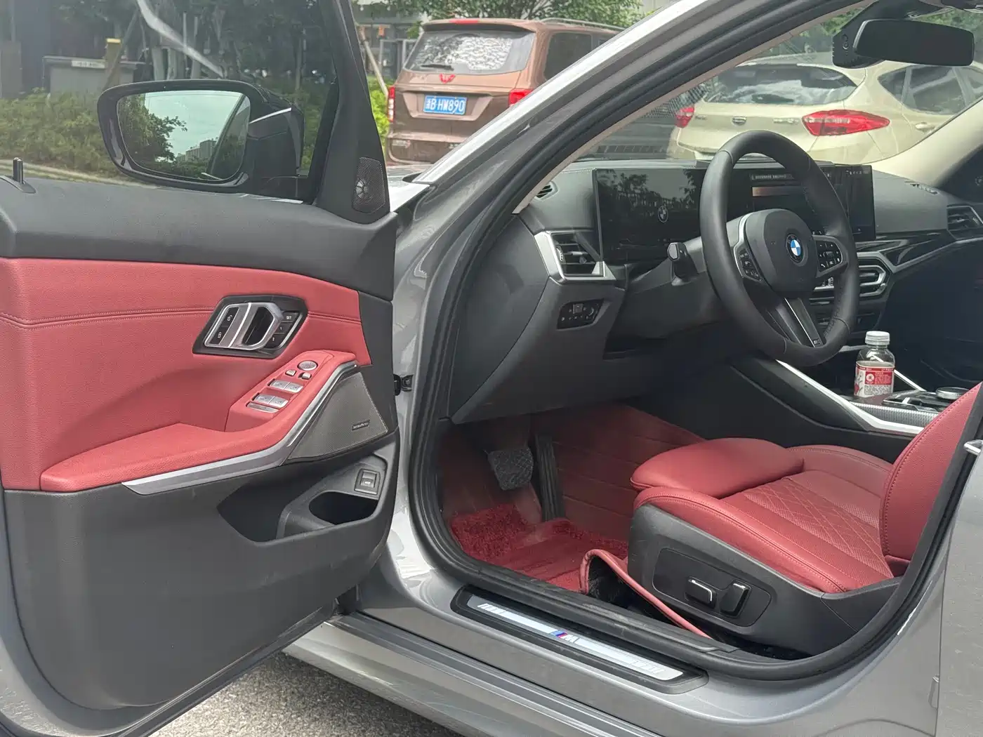BMW 3 Series 2024 325Li M Sport Shadowline Package фото 5