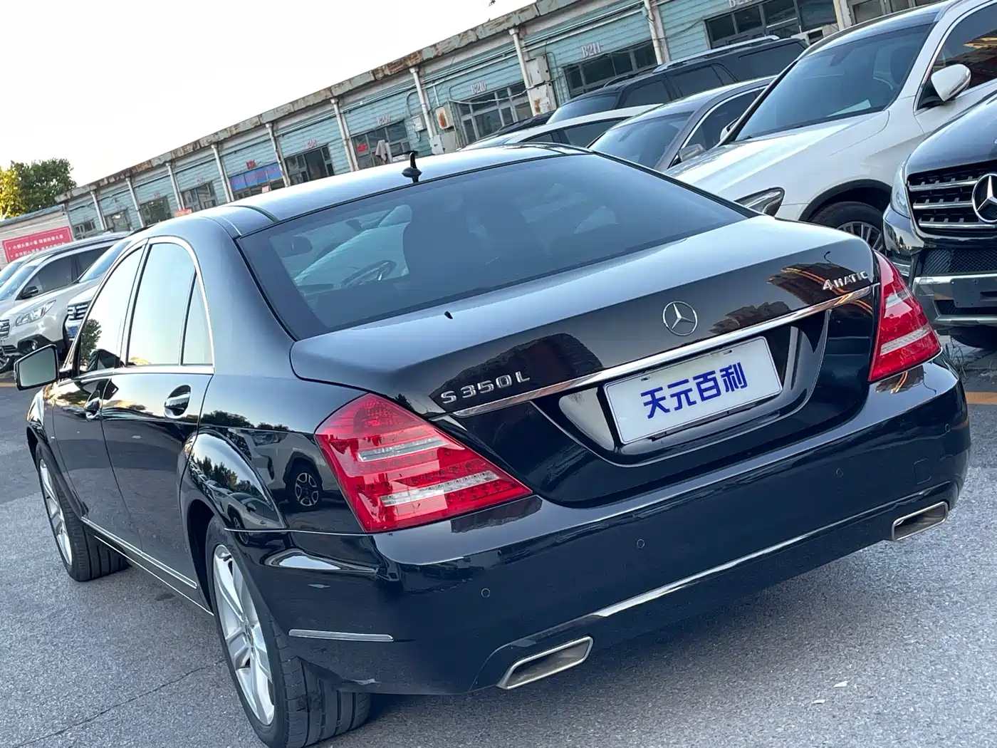 Mercedes-Benz S-Class 2012 S 300 L Luxury Grand Edition фото 4