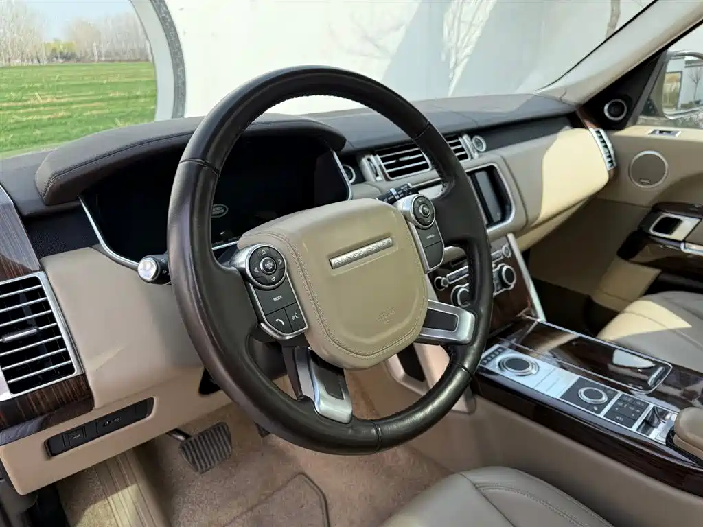 Land Rover Range Rover 2016 3.0 SC V6 Vogue фото 33