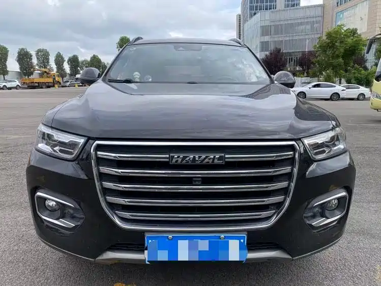 Photo 2 - Haval H6
