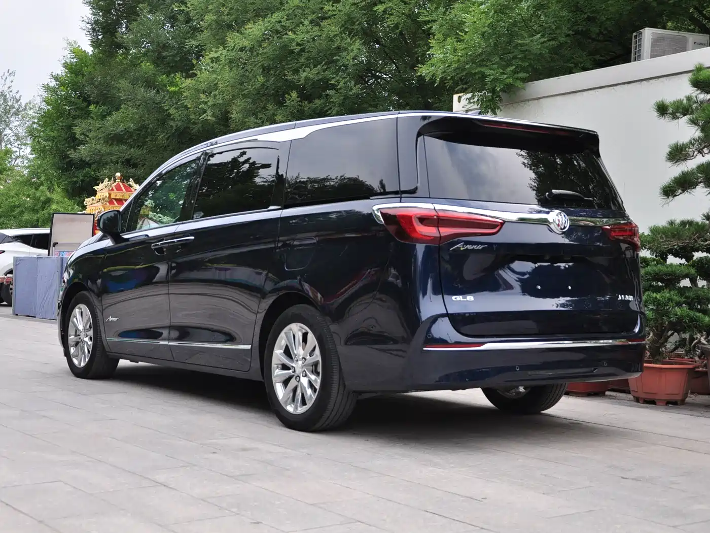 BUICK GL8