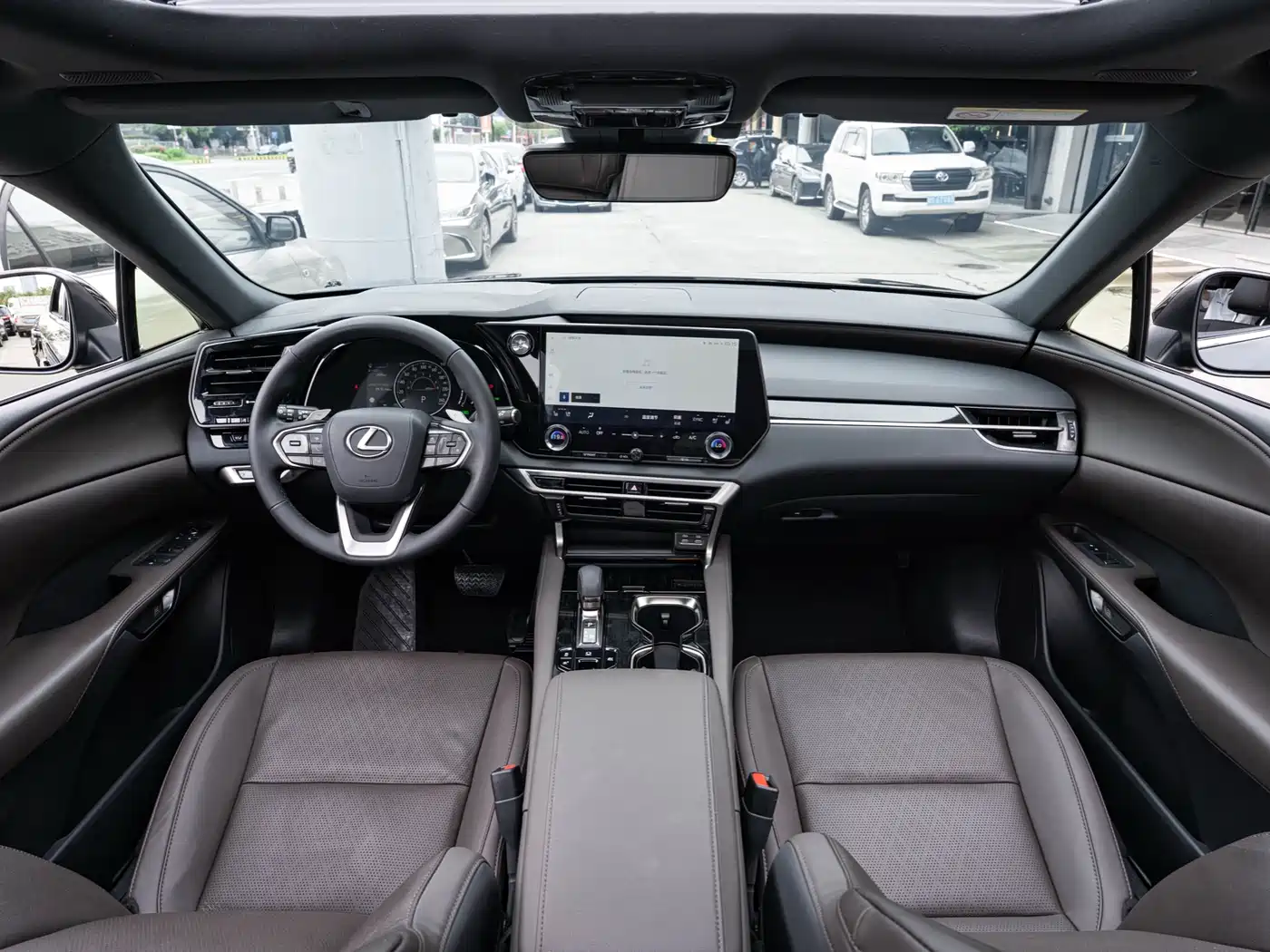Lexus RX 2023 350h 4WD Pure Edition фото 13