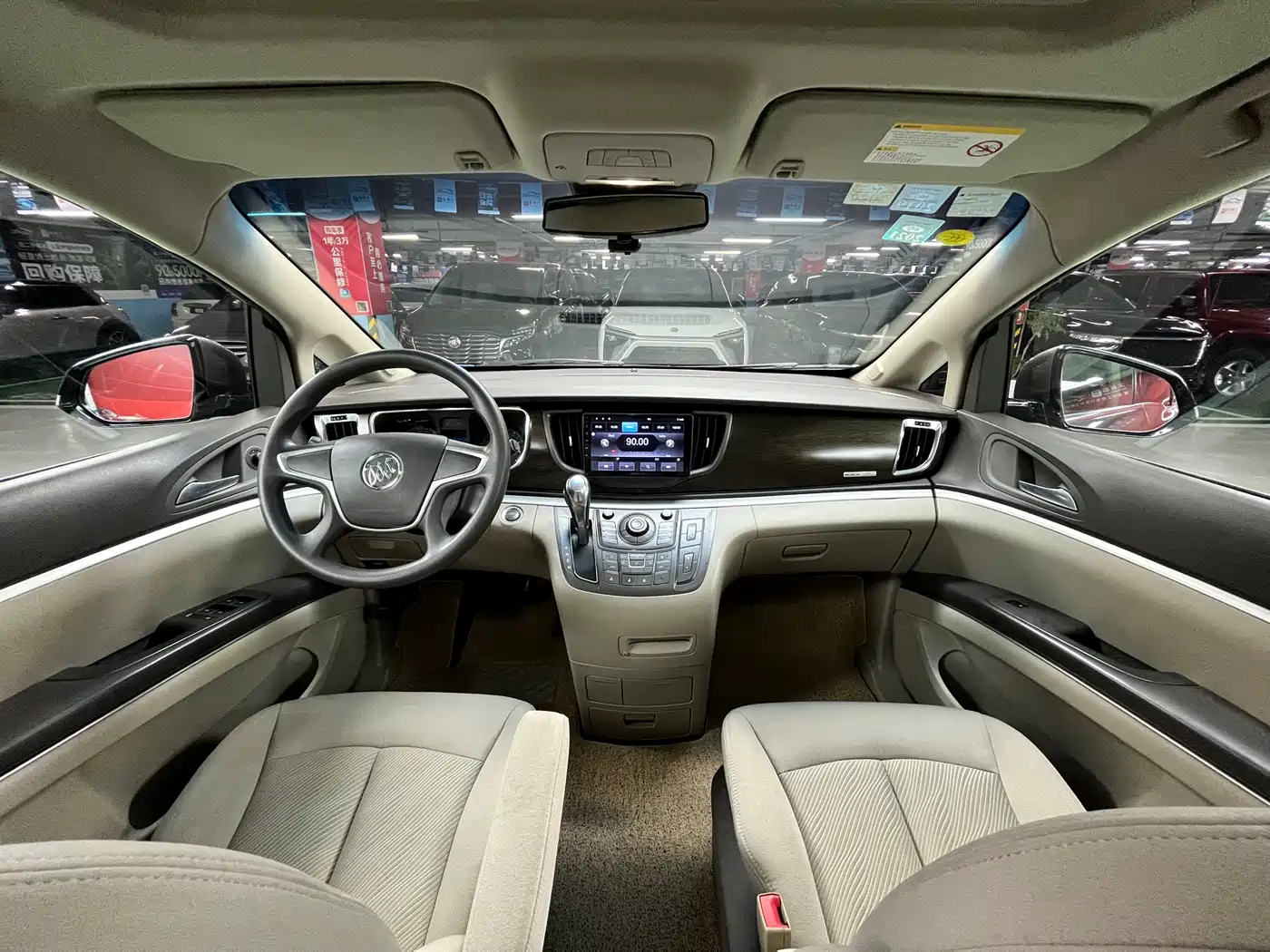 Buick GL8 2013 2.4L CT Luxury Business Comfort Edition фото 24