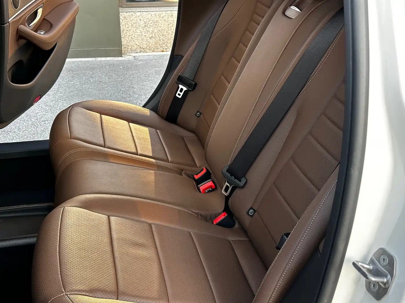 Mercedes-Benz E-Class 2018 E 200 L Sport фото 18