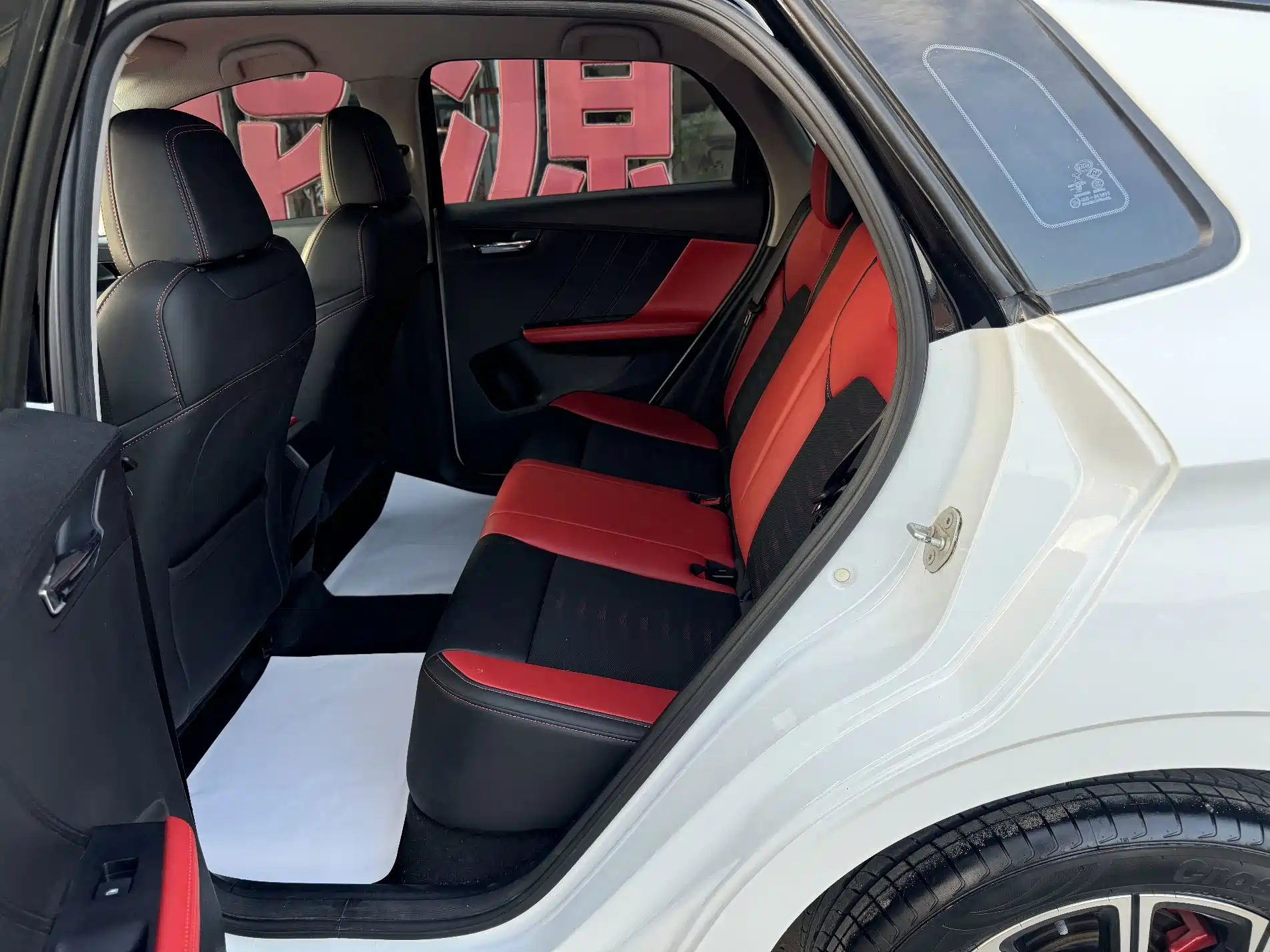 Фото 7 - BYD e2