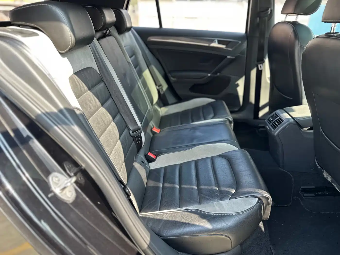 Volkswagen Golf 2018 280TSI Automatic R-Line Model фото 6