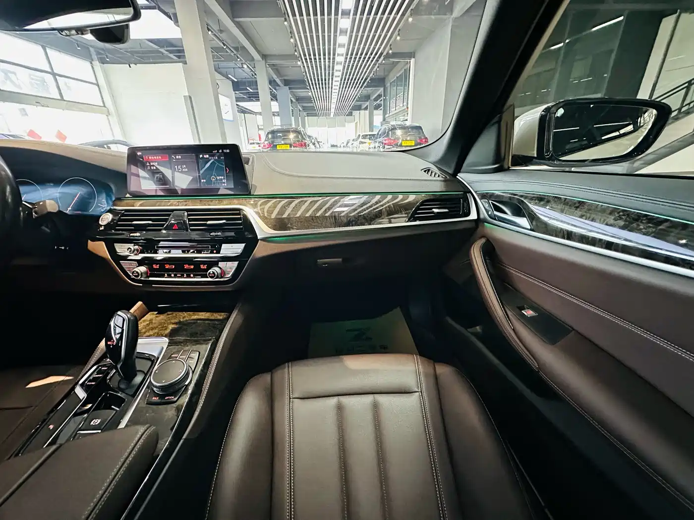 BMW 5 Series 2019 525Li M Sport Package фото 7
