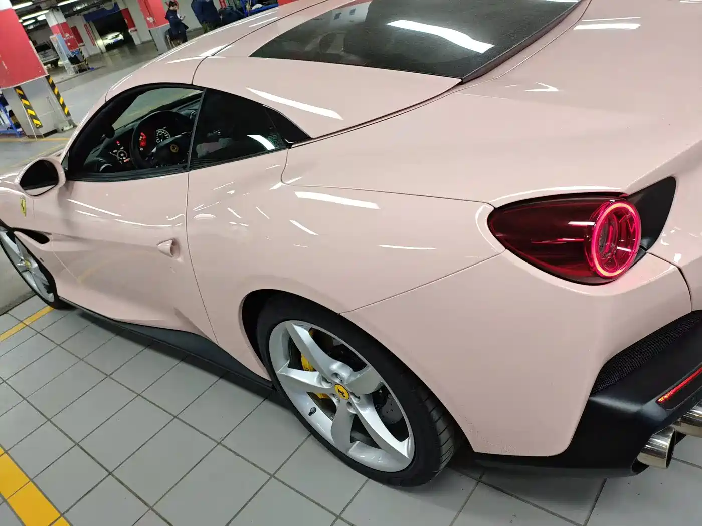 Ferrari Portofino 2019 2018 Model 3.9T