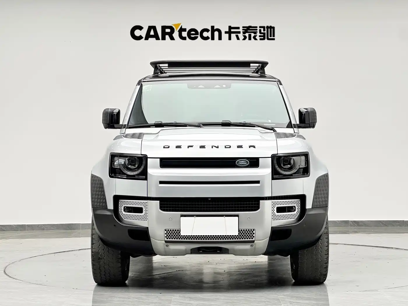 Land Rover Defender 2022 110 P400 Dark Special Edition фото 2