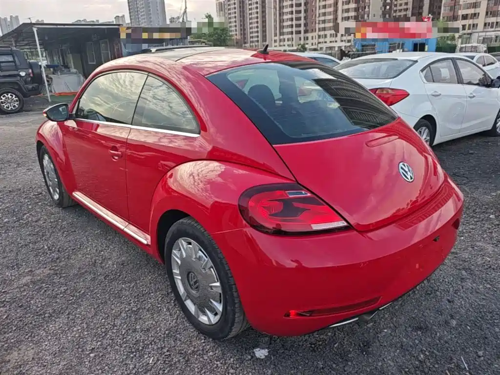 Volkswagen Beetle 2018 180TSI Trend Joy Edition фото 5