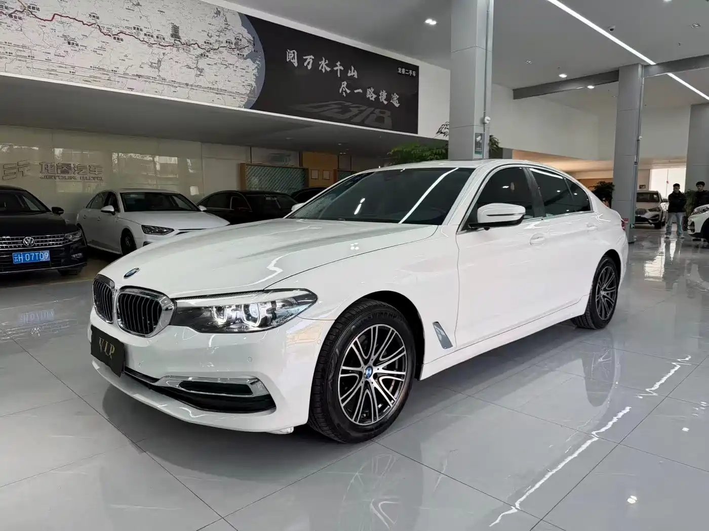 BMW 5 Series (Import) 2019 525i M Sport Package фото 3