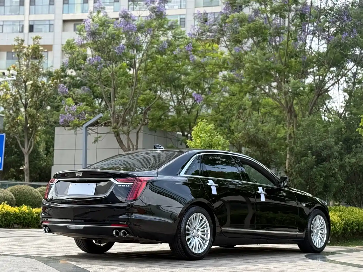 CADILLAC CT6