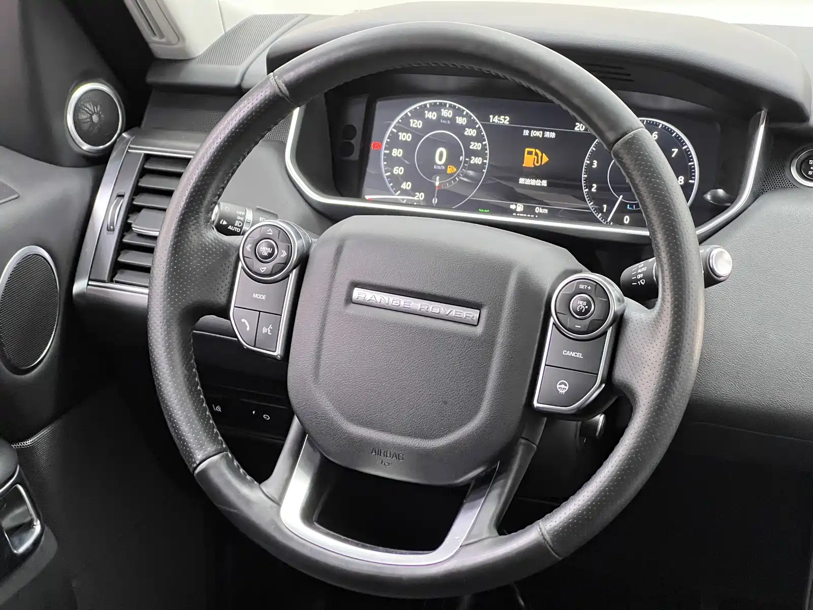 Фото 19 - Land Rover Range Rover Sport