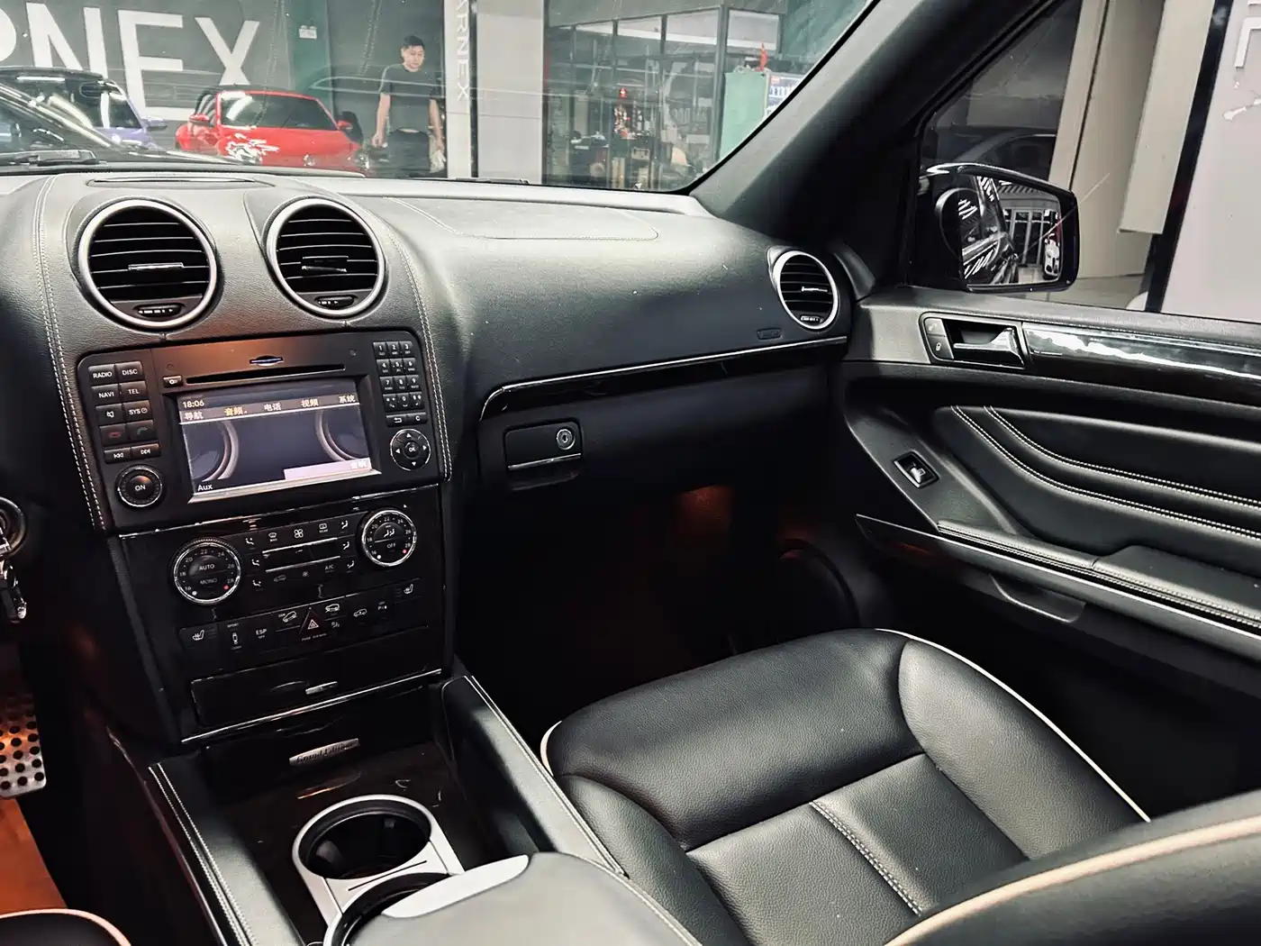 Mercedes-Benz M-Class 2010 ML 350 4MATIC Luxury Special Edition фото 11