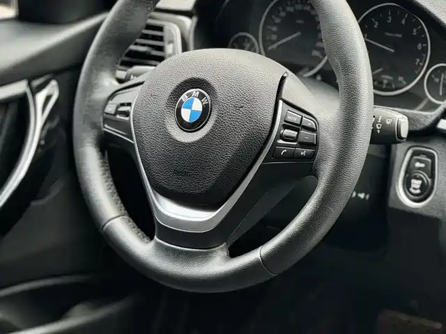 BMW 3 Series 2017 320Li Fashion — фото 5