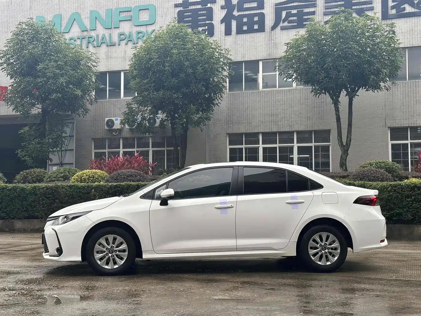 Toyota Corolla 2019 1.2T S-CVT GL-i Elite Edition фото 3