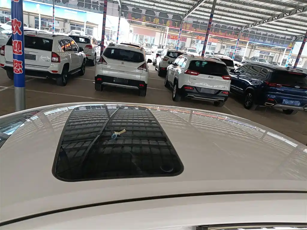 Toyota Corolla 2021 1.2T S-CVT Luxury Edition фото 27