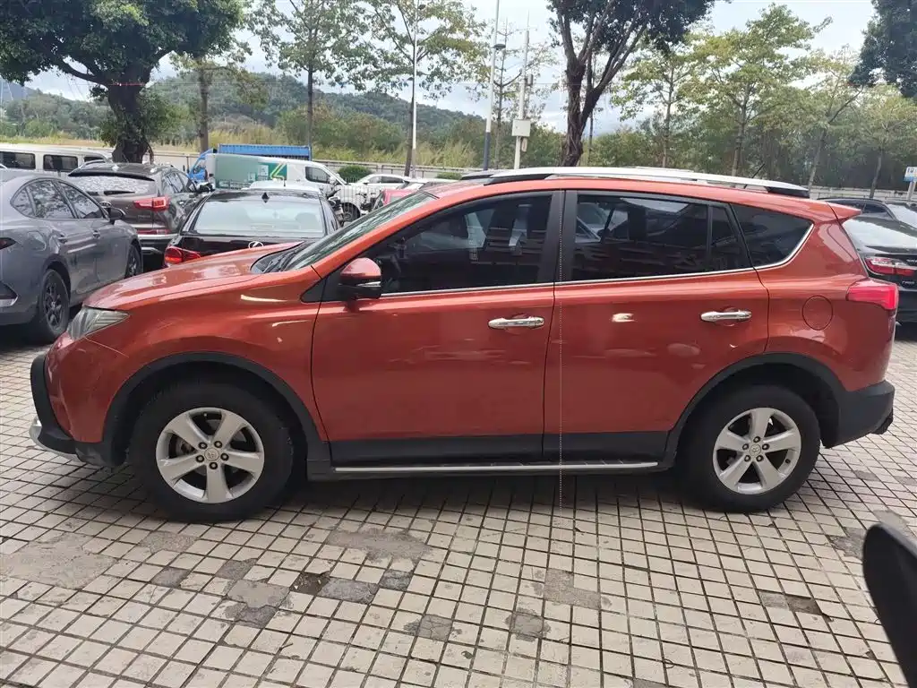 Toyota RAV4 Rongfang 2013 2.5L Auto 4WD Elite фото 22