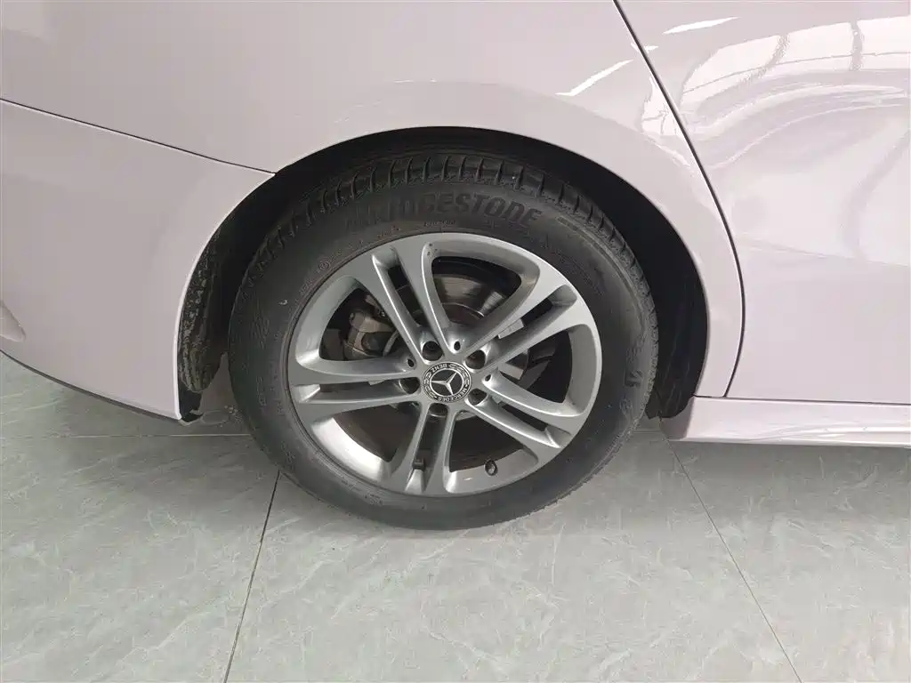 Mercedes-Benz A-Class 2021 Facelift A 180 L Sport Sedan фото 25
