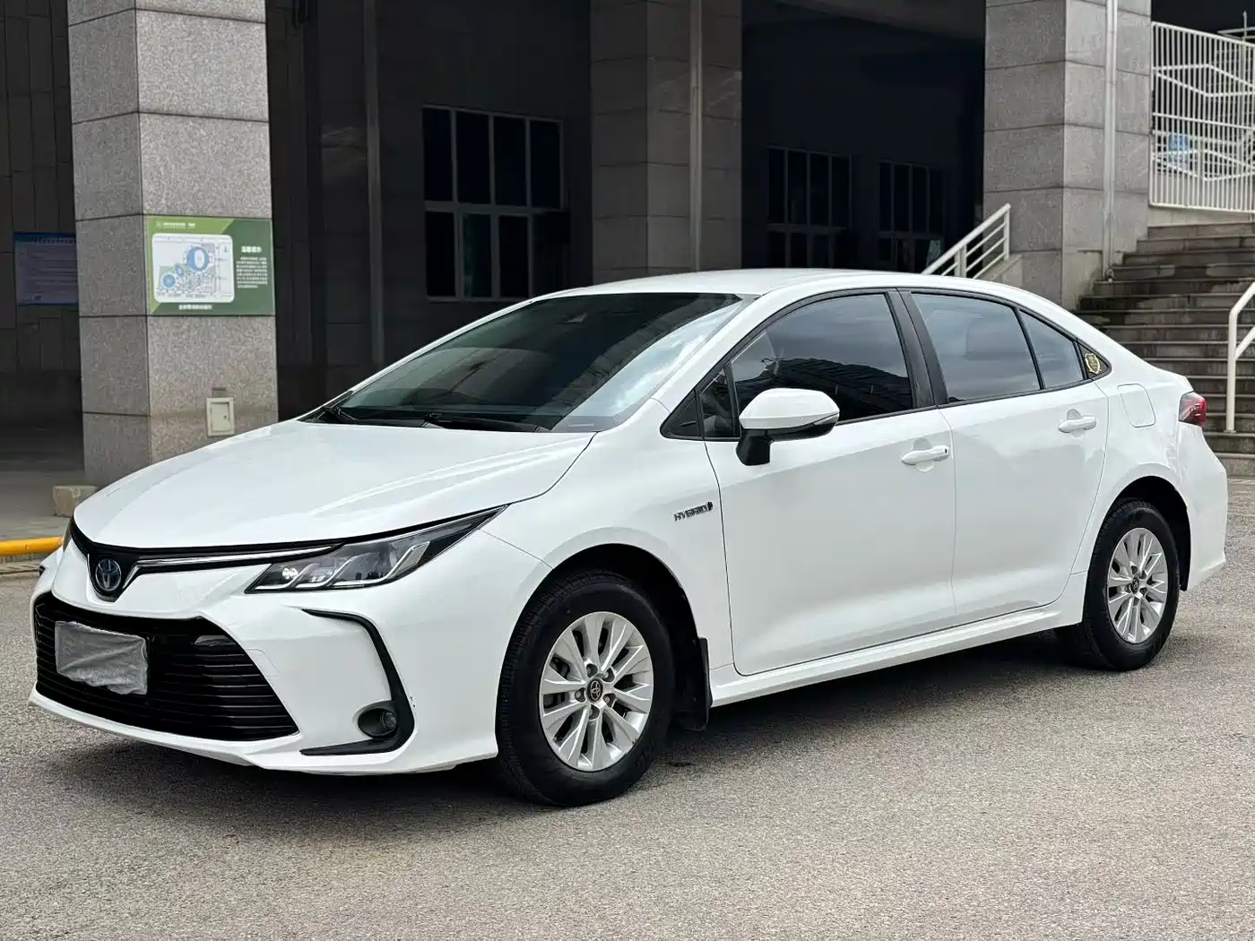 Toyota Corolla 2023 1.8L Smart Hybrid Dual Engine Pioneer Edition