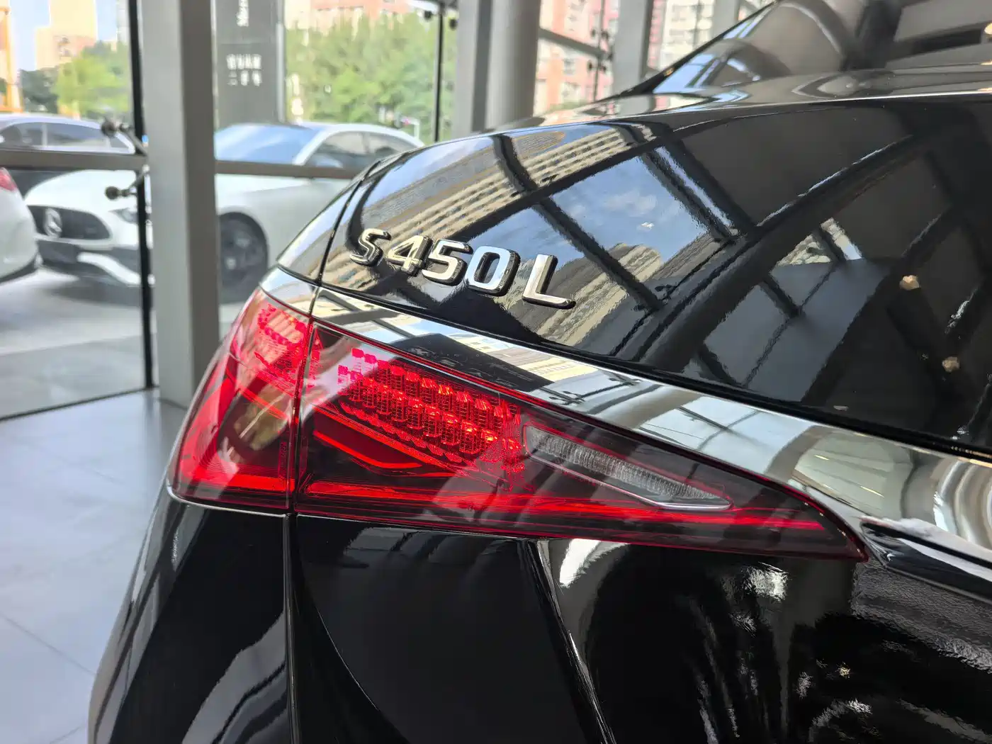 Mercedes-Benz S-Class, миниатюра 15