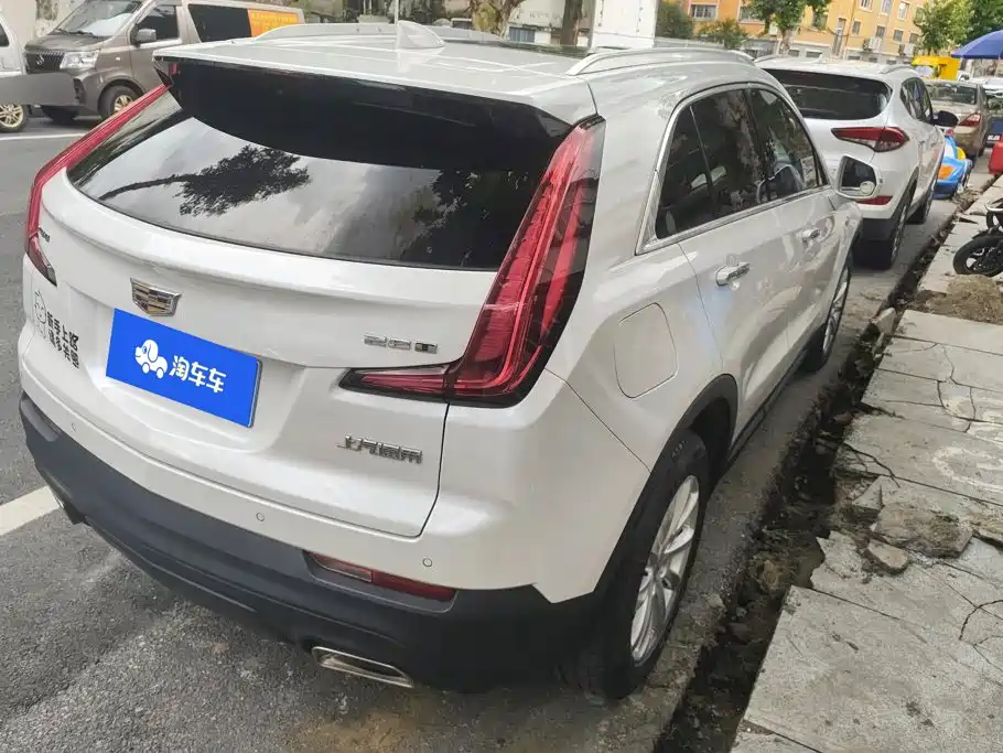 Cadillac XT4 2019 2018 Model 28T 2WD Technology