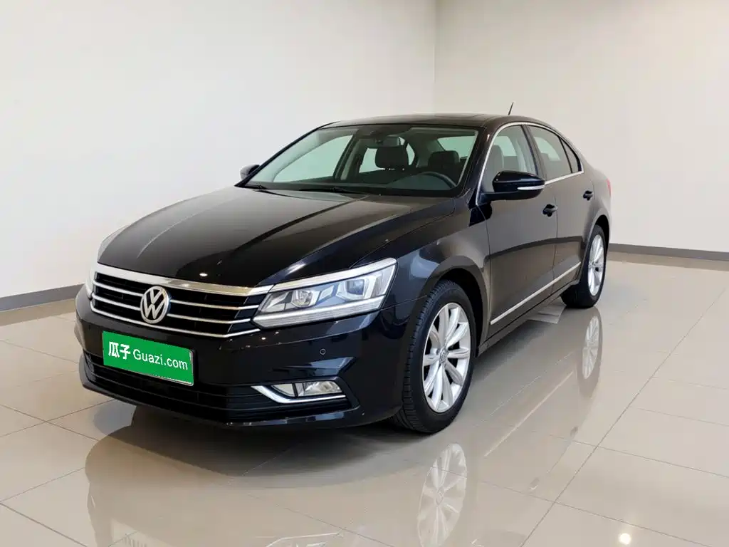 Фото 1 - Volkswagen Passat