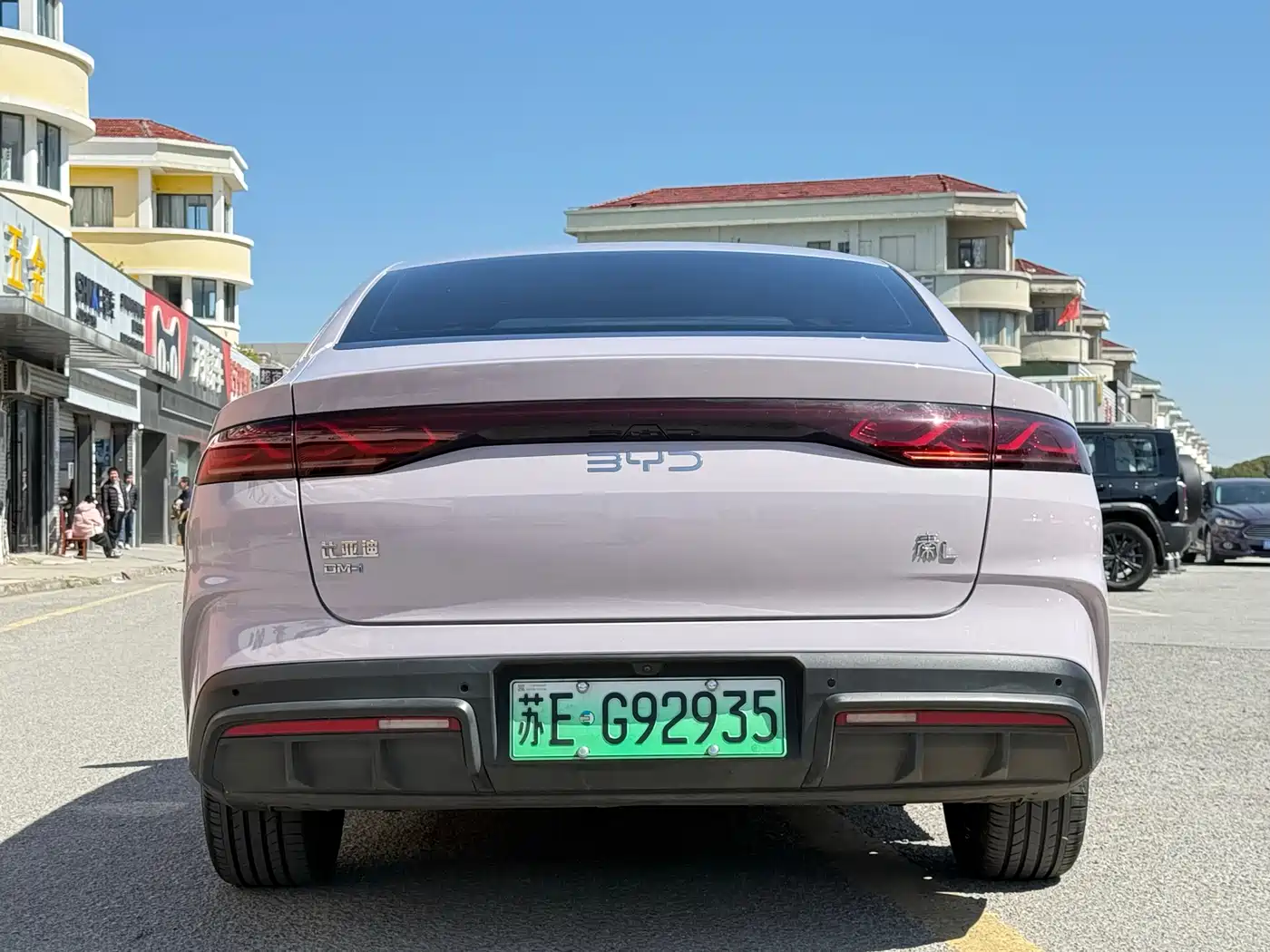 BYD Qin L 2024 DM-i 120KM Excellence Model фото 9