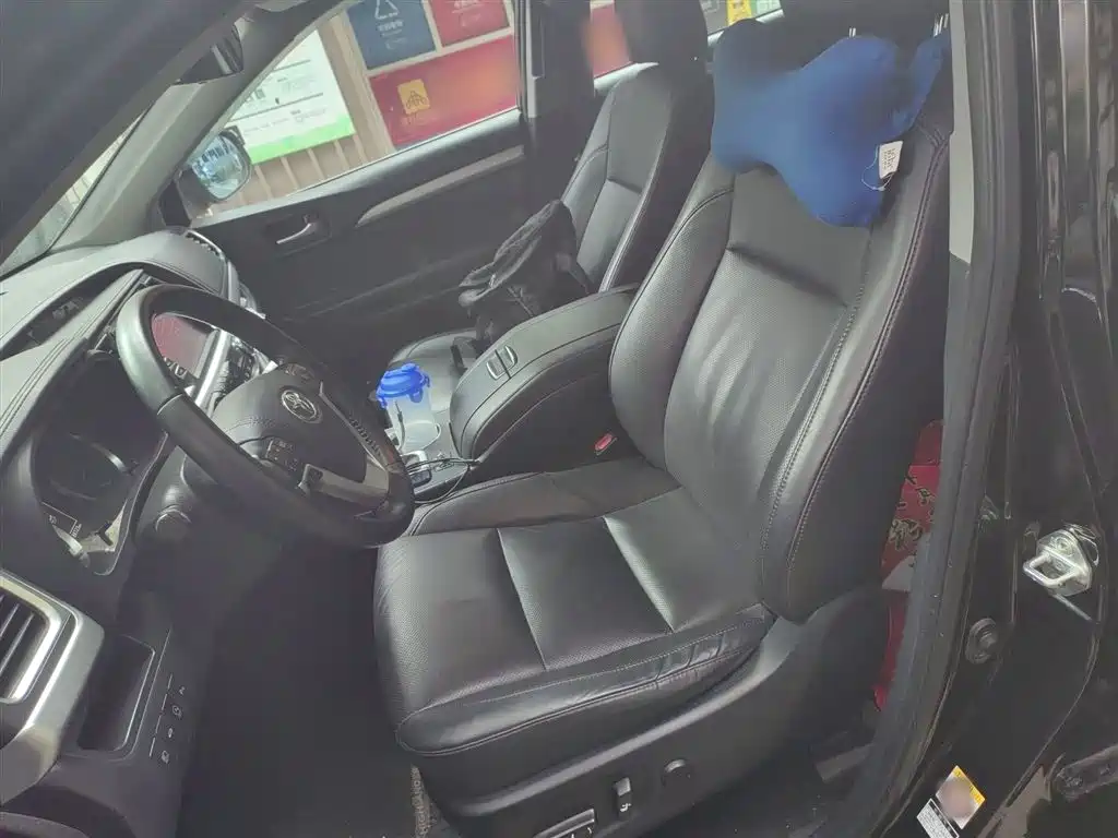 Toyota Highlander 2018 2.0T 4WD Luxury 7-seater China VI фото 8
