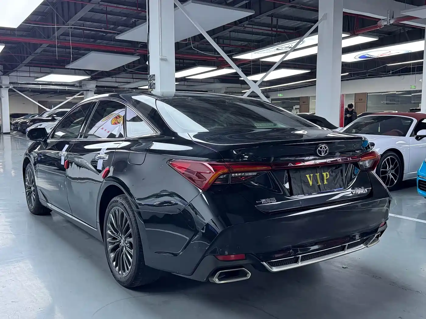 Toyota Avalon 2022 2.0L XLE Premium фото 16