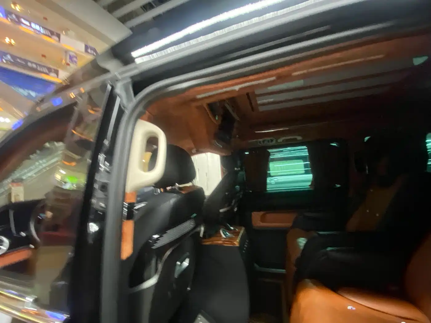Mercedes-Benz Vito 2018 2.0T Business Edition China VI фото 23