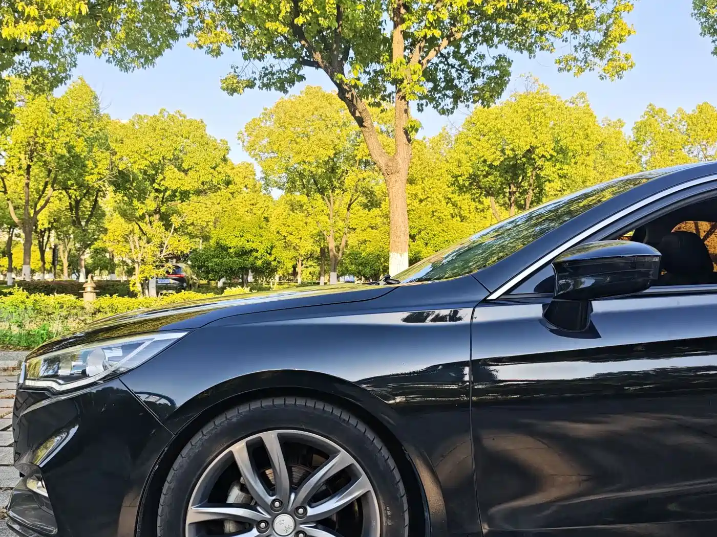 Hongqi H5 2018 30TD Smart Connect Rhythmic Edition фото 23