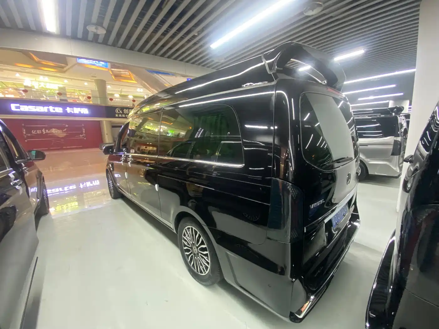 Mercedes-Benz Vito 2018 2.0T Business Edition China VI фото 17