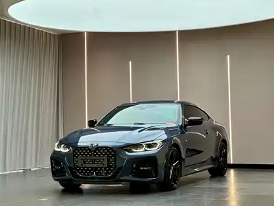 BMW 4