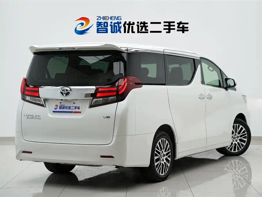 Toyota Alphard 2015 3.5L Premium Edition фото 33