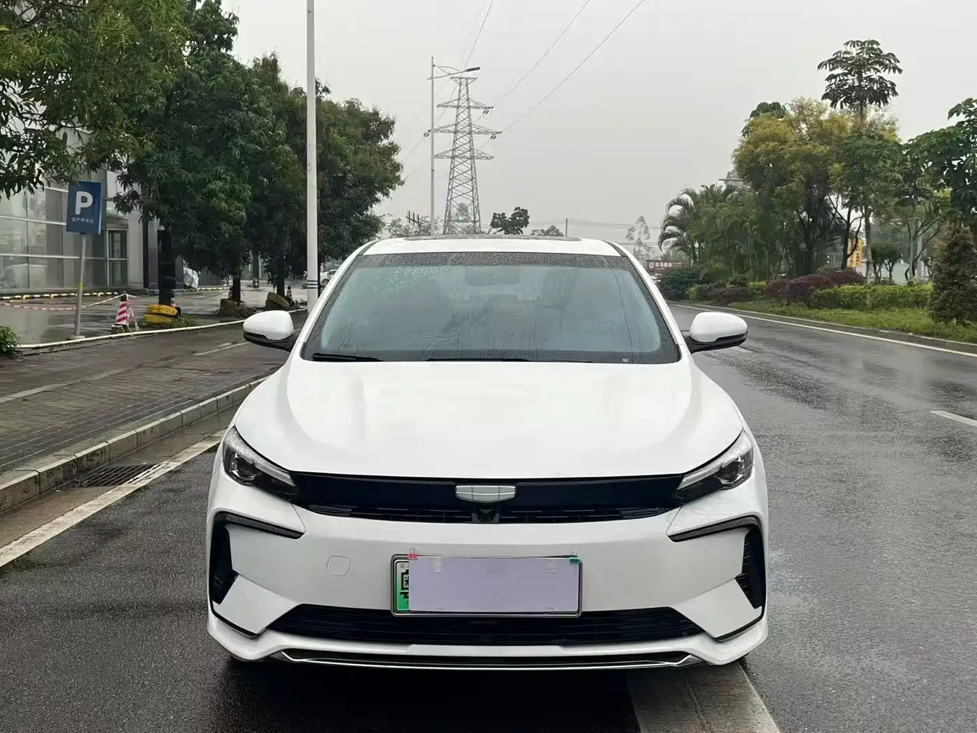 GEELY AUTOMOBILE EMGRAND L HIP