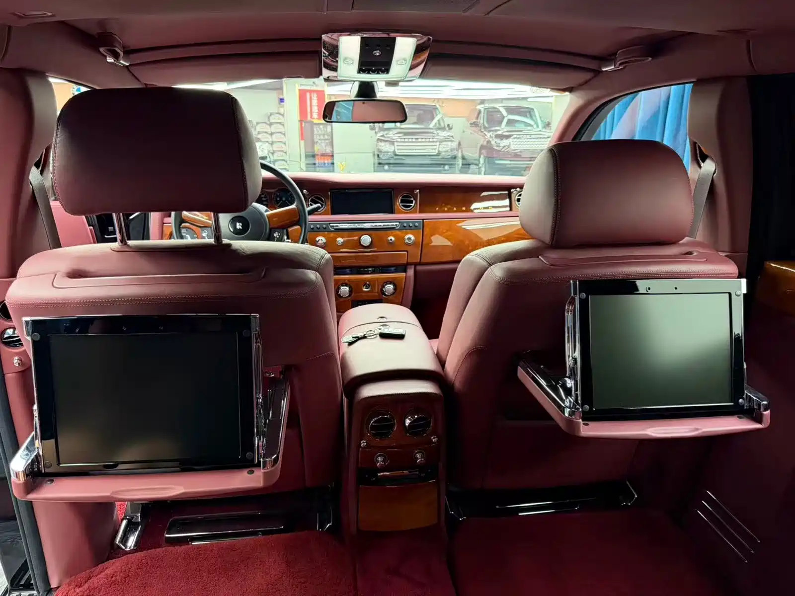 Фото 7 - Rolls-Royce Phantom