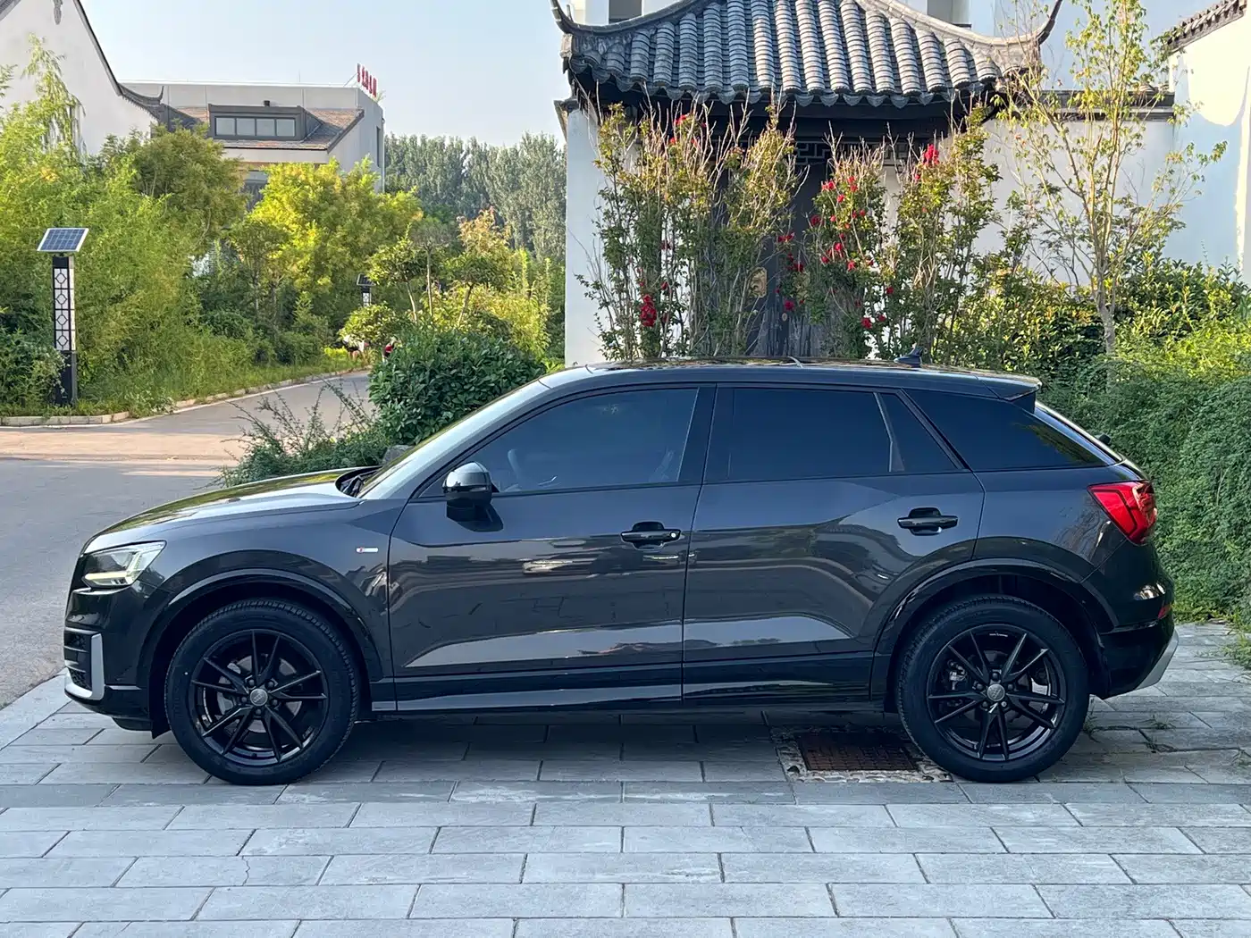 Фото 4 - Audi Q2L