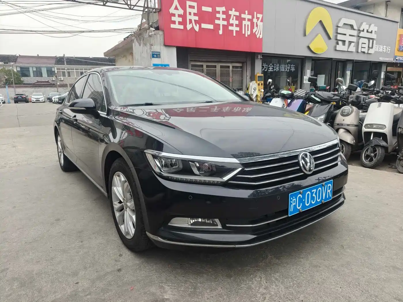 Volkswagen Magotan 2019 330TSI DSG Luxury Class China VI фото 3
