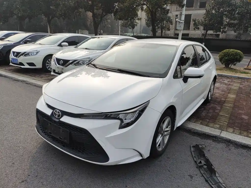 Toyota Levin 2022 TNGA 1.5L CVT Progressive Edition фото 2