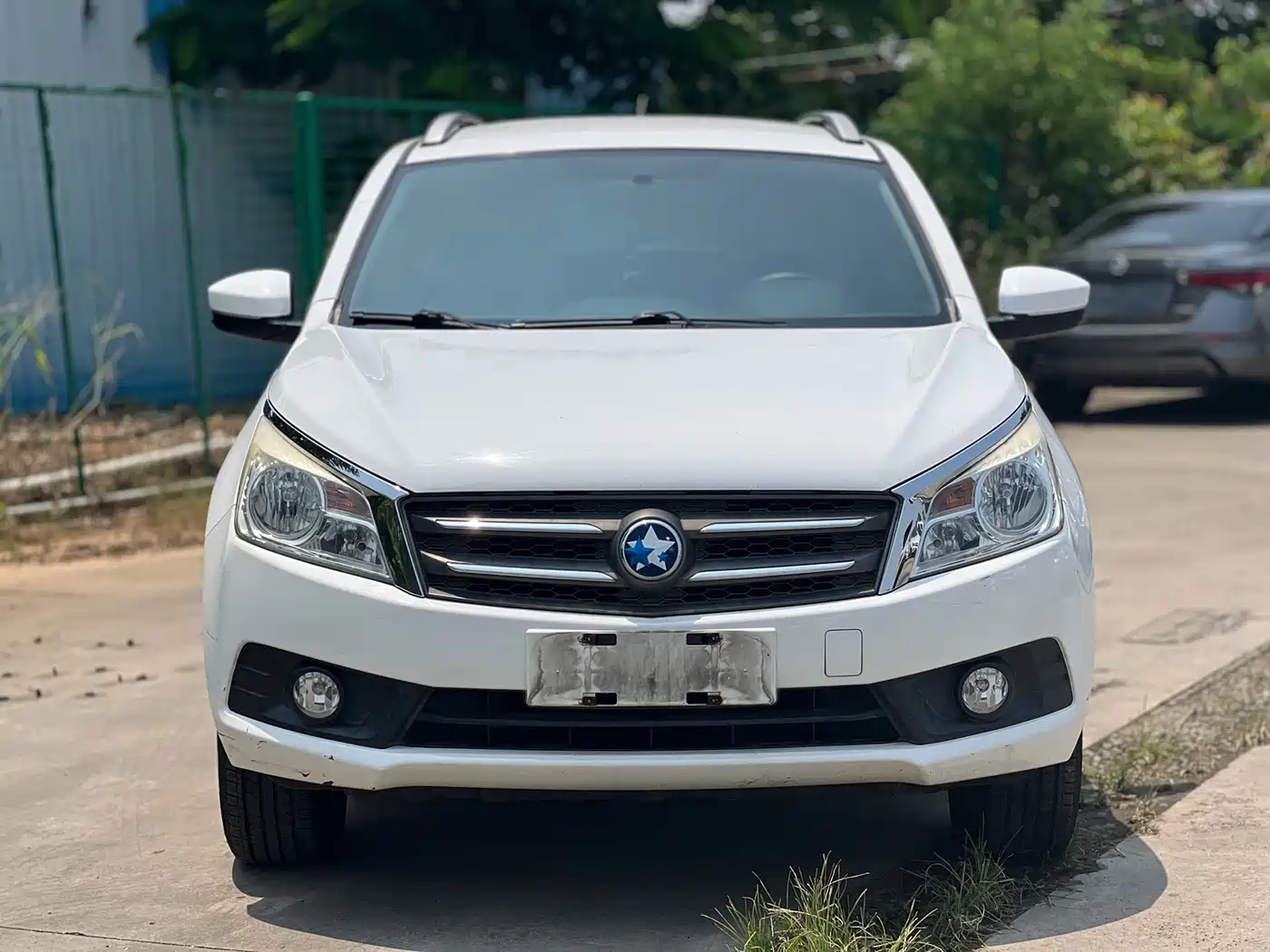 Venucia T70 2015 2015 2.0L CVT Ruixing Edition